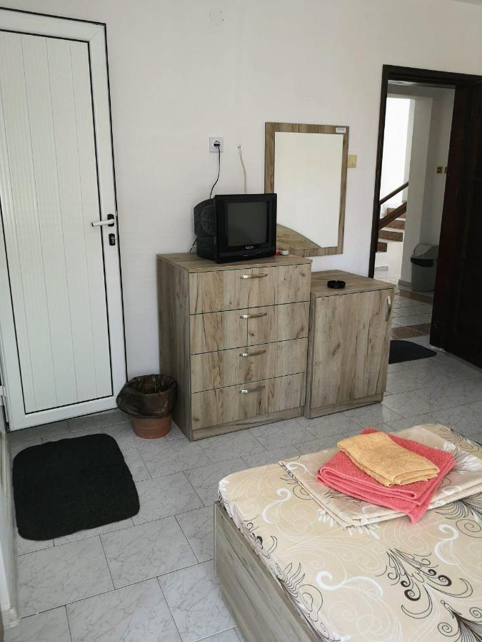Guestrooms Stoyanovi Chernomorets Bagian luar foto
